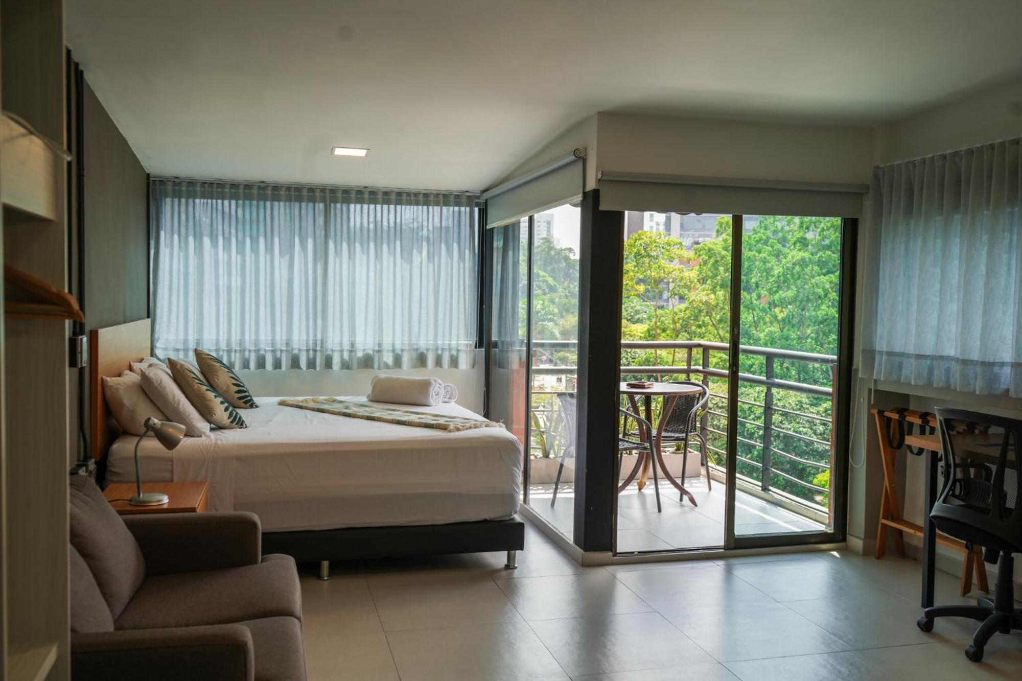 Hotel Bambu Milla De Oro Medellin Exterior photo
